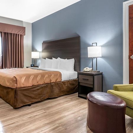 Quality Inn & Suites Demopolis Buitenkant foto