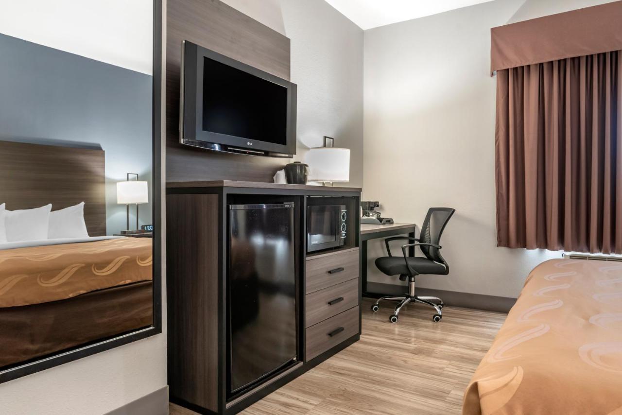 Quality Inn & Suites Demopolis Buitenkant foto