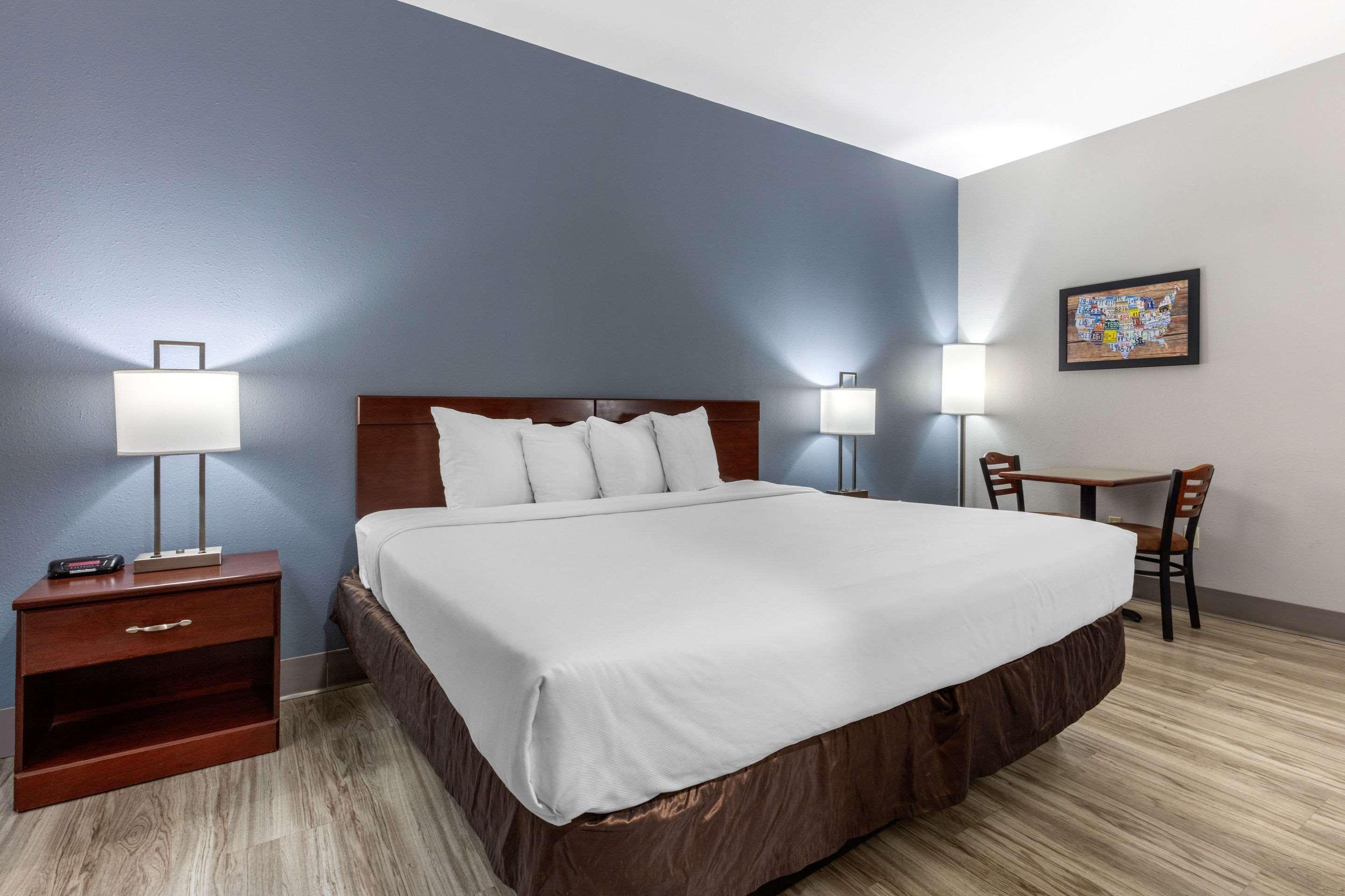 Quality Inn & Suites Demopolis Buitenkant foto
