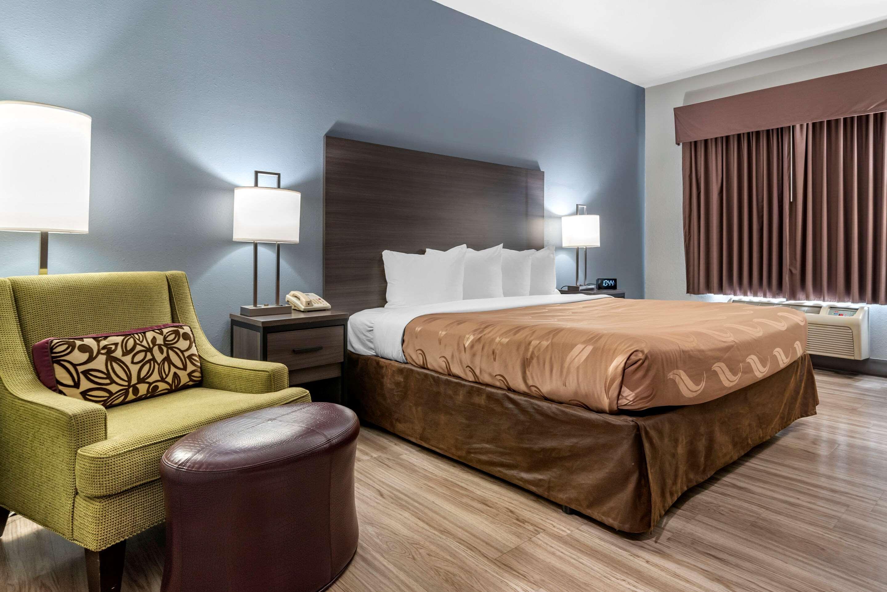 Quality Inn & Suites Demopolis Buitenkant foto