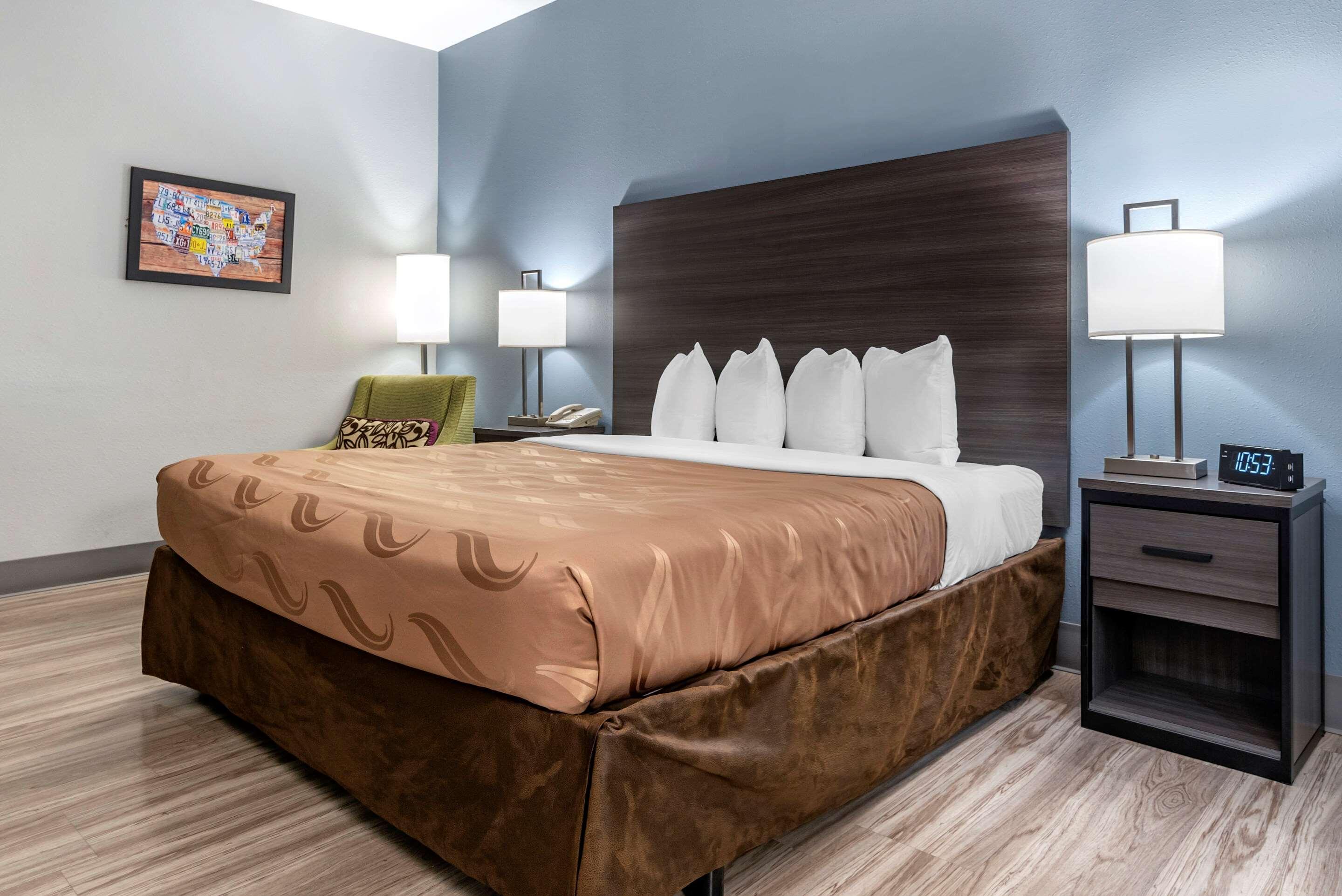 Quality Inn & Suites Demopolis Buitenkant foto