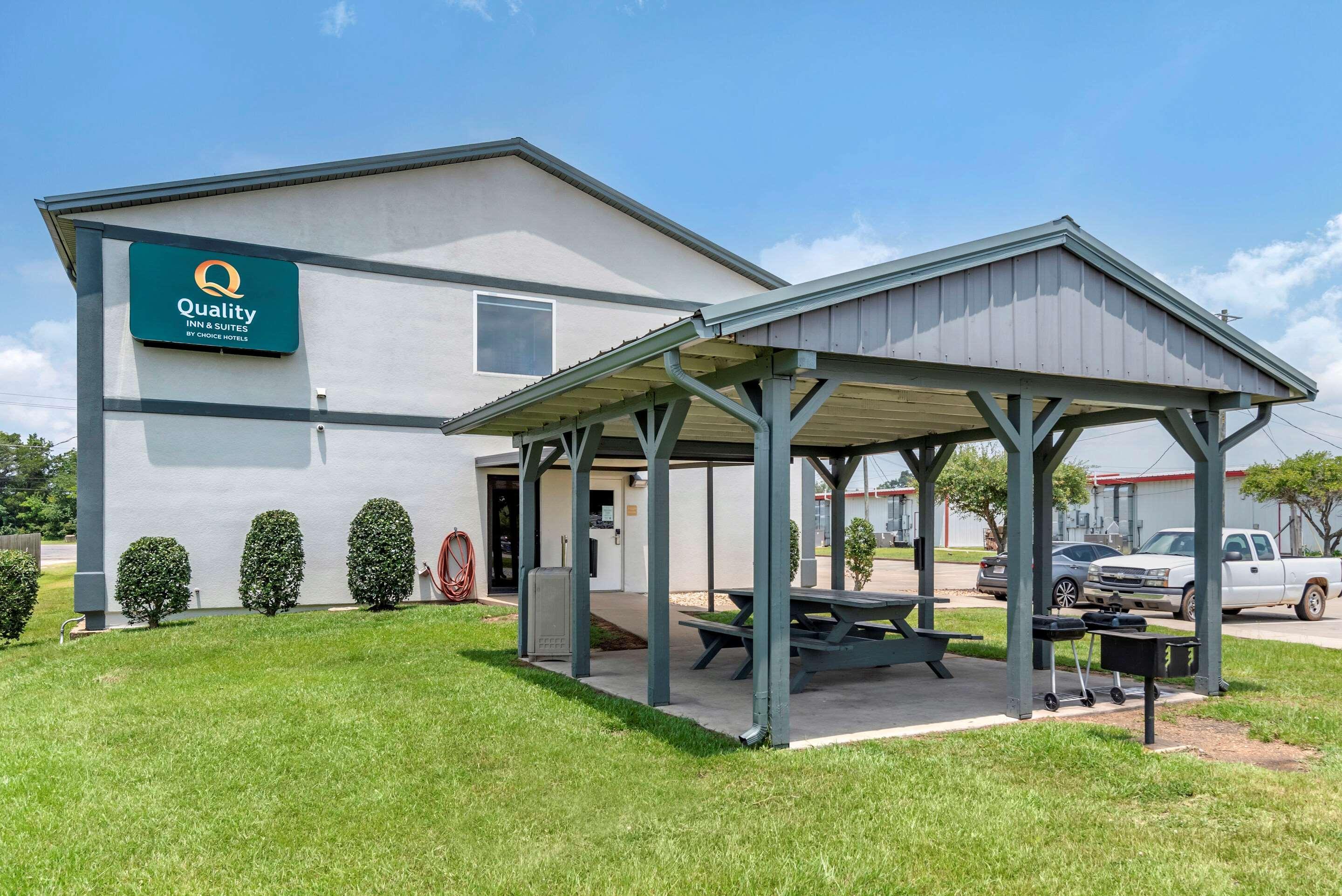 Quality Inn & Suites Demopolis Buitenkant foto