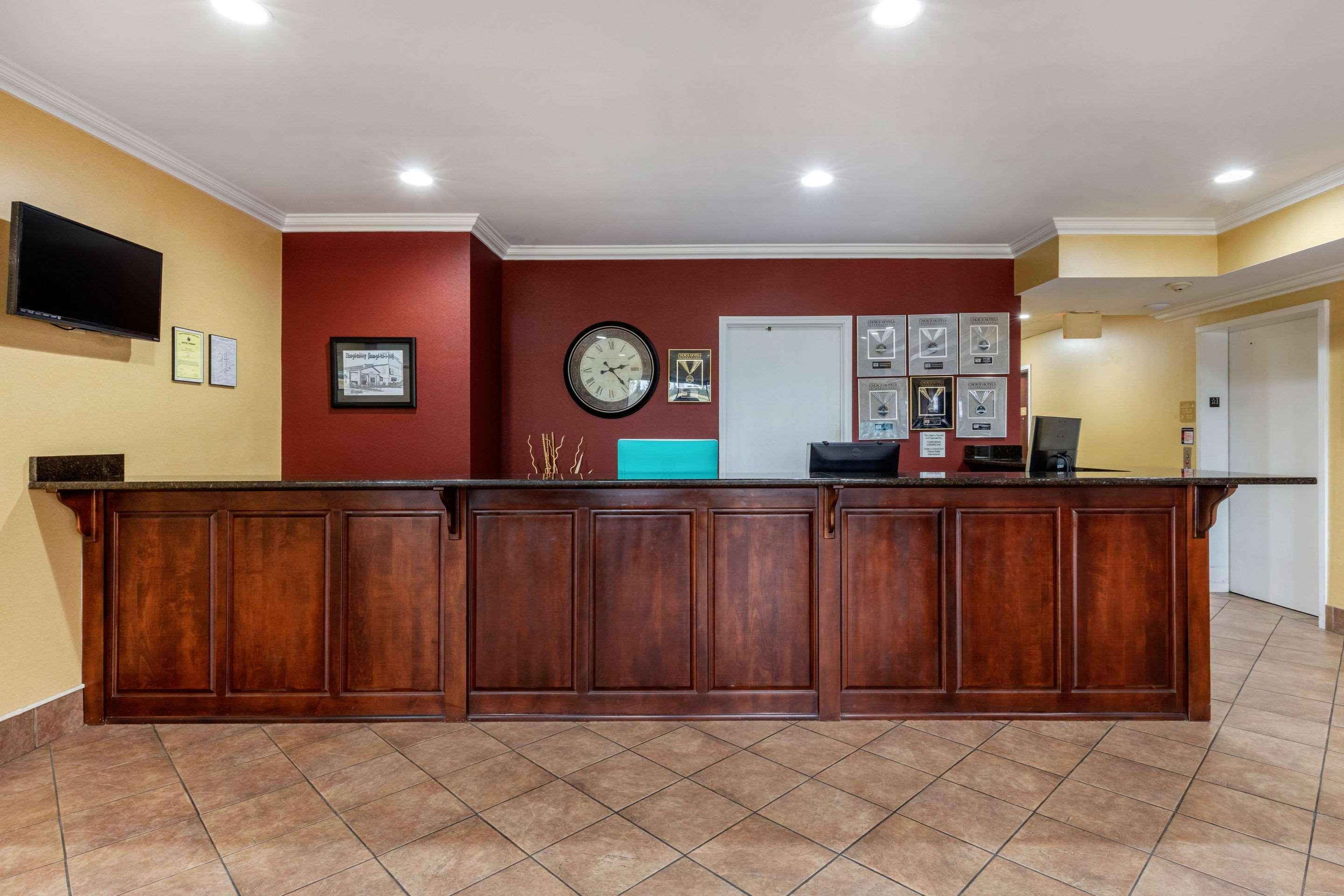 Quality Inn & Suites Demopolis Buitenkant foto