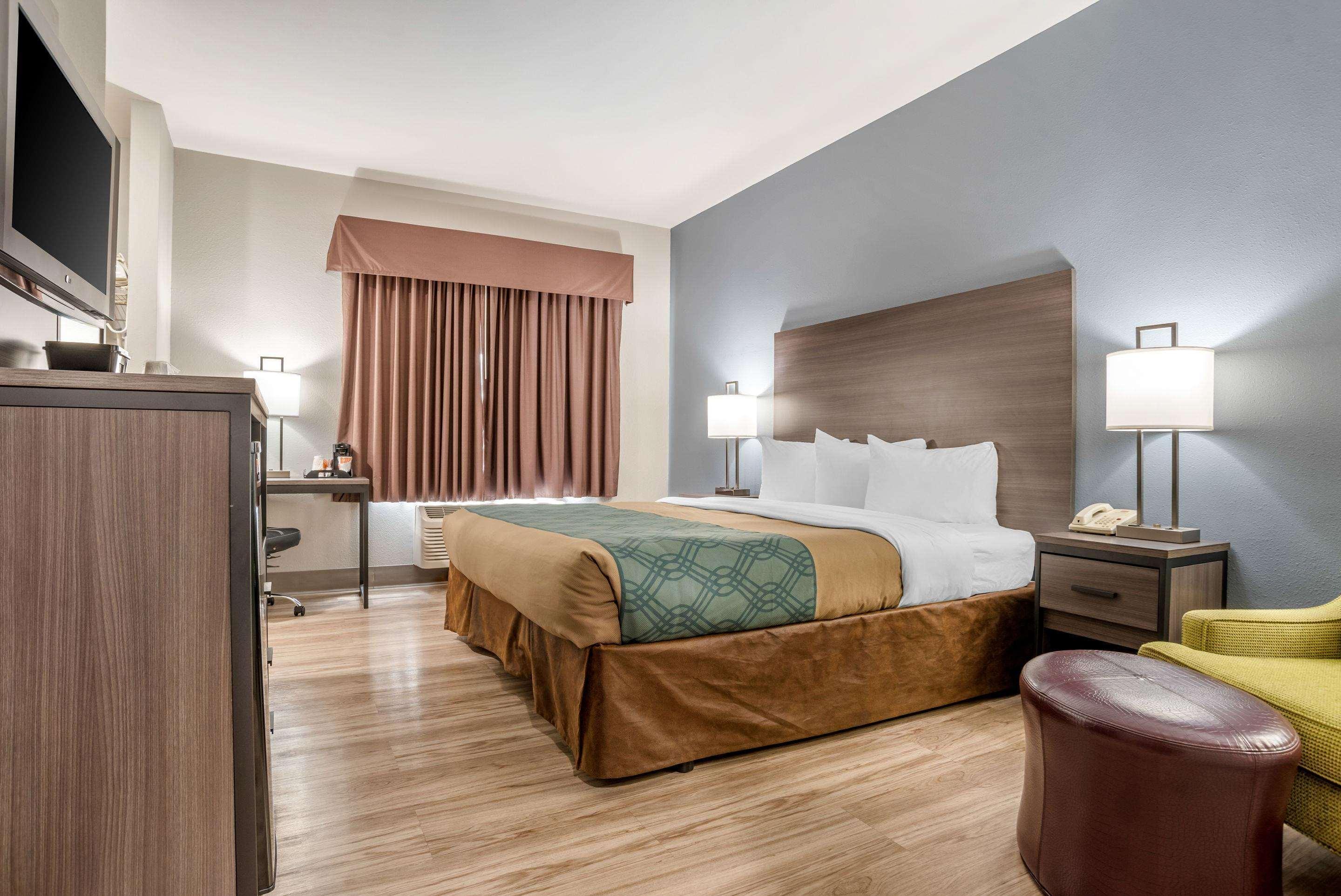 Quality Inn & Suites Demopolis Buitenkant foto