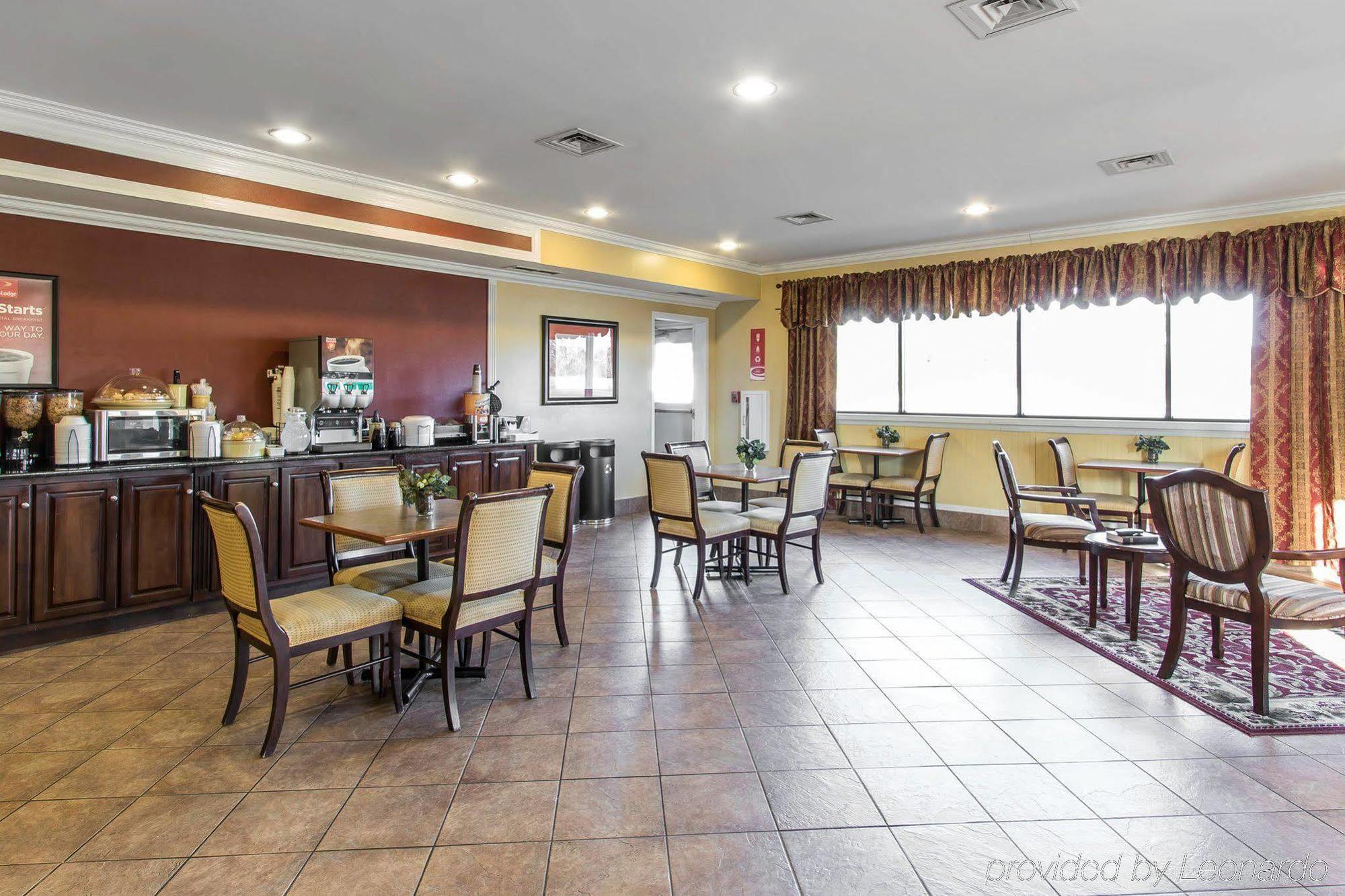 Quality Inn & Suites Demopolis Buitenkant foto